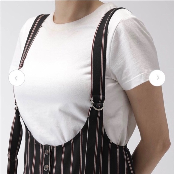Forever 21 Romper with Suspenders - Picture 2 of 7